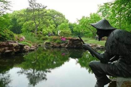 浙江兰溪赋景园是阮建新先生精心创建的私家盆景园