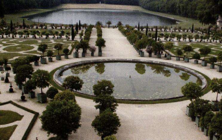 法国巴黎的凡尔赛宫花园